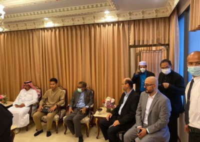جلسة خاصه من داخل ادارة المركز الاسلامي في بانكوك بحضور سفراء وممثلي سفارات الدول العربية في تايلاند